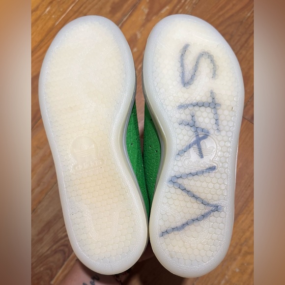 NWT Adidas Stan Smith Disney Shoes - Picture 7 of 7